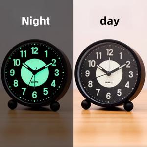 TEMU 4인치(약 10.2cm) 무소음 야광 배터리 알람 시계 1개. 틱 소음 없음, 야간 조명 기능 포함. 침실, 침대 옆 테이블, 거실, 방 꾸미기에 적합. 빈티지 스타일, 장식용 테이블 시계