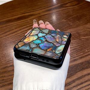TEMU 삼성 Z Flip3, Z Flip4, W23 Flip, Z Flip5, W24 Flip, Z Flip6, Z Fold2, W21, Z Fold3, W22, Z Fold4, W23, Z Fold5, W24, Z Fold6에 적합한 컬러풀 스톤 패턴 디자인. 삼성 폰 케이스 브레이슬릿, 얼룩 방지, 세련된, 트렌디한 인공 가죽.