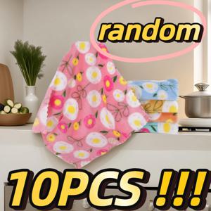 TEMU 10개 세트, 랜덤 컬러, 플루메리아 플로럴 패턴 코랄 스퀘어 타월. 부드럽고 피부에 친화적, 흡수력 뛰어나고 털 빠짐 없음. 빈티지 플로럴 디자인 스퀘어 타월, 주방 손 닦기에 완벽, 빠른 건조 프린팅 소형 타월, 홈 욕실 럭셔리에 이상적. 사이즈: 30*30cm. 휴일 선물 및 기념품으로 최적의 선택