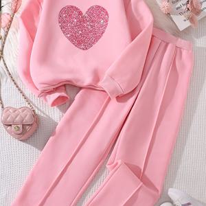 TEMU 이 여아용 가을/겨울 투피스 세트는 반짝이는 하트 프린트가 있는 달콤한 캐주얼 스타일로, 라운드넥 긴팔 상의와 넉넉한 핏의 바지로 구성되어 있으며, 일상적인 외출, 학교, 휴가 또는 야외 활동에 편안함을 제공합니다.