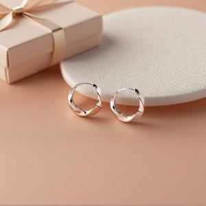 TEMU 2개입 고급스러운 휴대용 귀걸이, 고품질 구리 재질, 스타일리시하고 다재다능한 이지 후프 디자인. 부드러운 표면으로, 이 다기능 추가품은 및 휴가에 모두 적합합니다.|귀걸이