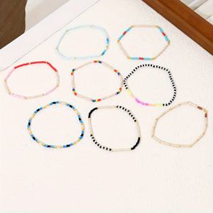 TEMU 스타일의 수제 비즈가 특징인 팔찌 8개 세트, 스태킹을 위한 탄성 있는 다층 디자인, 파티 및 휴가 추가, 우정 팔찌로 완벽