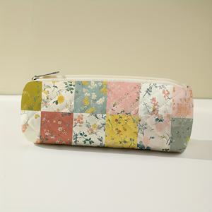 TEMU 1개 꽃무늬 패치워크 지퍼 연필 케이스 - 그리드 디자인과 생동감 있는 꽃 프린트, 폴리에스터 메이크업 가방 & 동전 지갑, 학교 용품 및 문구용품, 메이크업 지퍼 가방 | 유쾌한 미학 | 지퍼 클로저, 미학적인 연필 케이스|필통