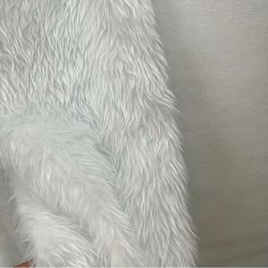 TEMU 1개 화이트 숏 플러시 패브릭 - 2cm 높이의 부드러운 폴리에스터 플리스, DIY 크리스마스 트리 스커트, 웨딩 카펫, 양말 및 홈 데코 공예용 직사각형 솔리드 컬러 원단, 축제 장식, 심플 디자인, 내구성 좋은 소재, 크리스마스에 최적