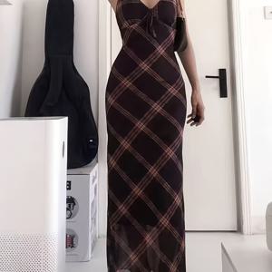 TEMU 미국 빈티지 체크 프린트 레이스업 V넥 민소매 드레스, 스타일리시한 룩을 위한 몸매를 어필하는 롱 가운|민소매원피스