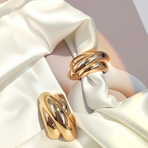 TEMU 3개 기하학적 불규칙 아치 디자인 골든 스카프 클립 - 고광택 패셔너블 주얼리, 우아하고 착용감 향상, 스카프 및 의류 액세서리에 적합, 사려 깊은 생일 선물, 의류 장식, 빈티지 스타일, 핀뱃지, 브로치, 에나멜핀, 뱃지 브로치, 브로치, 악세사리 여성