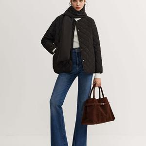 TEMU 사이드 슬릿이 있는 단색 퀼팅 버튼 겨울 코트, 단일 줄 버튼과 편안한 어깨 디자인의 따뜻한 퀼팅 , 할로윈 및 크리스마스 의상에 적합