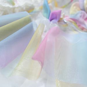 TEMU 3가지 사이즈로 제공되는 3색 반짝이는 그라데이션 무지개 메쉬 원단, 선물용 박스 포장. 부케 장식, 리본 장식, 파티 테이블 데코, 핸드메이드 액세서리, 재봉 프로젝트, DIY 의류, 수제 장미, 꽃 선물 포장, 결혼식, 축제, 생일 포장, 발렌타인데이, 추수감사절 등 다양한 행사에 이상적입니다