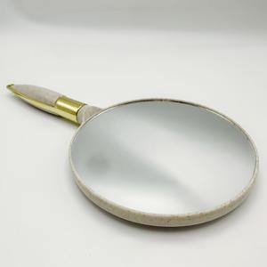 TEMU 유럽 스타일 빈티지 원형/정사각형 휴대용 메이크업 거울, 메이크업 및 자수에 적합한 손잡이 거울, 휴대용 소형 거울. 비즈니스 뷰티 살롱 및 휴일 선물용 작은 선물