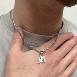 TEMU 맞춤형 남성 이니셜 목걸이 - 18K 금도금 304L 스테인리스 스틸, 26개 알파벳 맞춤 제작, 세련된 원형 펜던트, 캐주얼 착용, 아버지의 날 크리스마스 발렌타인데이 생일 선물, 고급스러운 마감