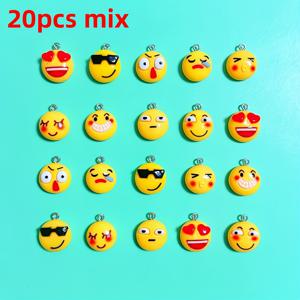 TEMU 20개의 주문형 랜덤한 혼합물로 다양한 표현 패턴이 포함되어 있으며, 손수작업으로 만든 보석 목걸이, 귀걸이, 체인, 창의적인 선물, 귀걸이, 목걸이, 팔찌, 열쇠끈, 가방 목걸이, 레진 액세서리, 부품