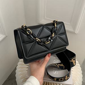 TEMU 여성용 레트로 웨스턴 체인 크로스바디 백 - 브로드밴드 스트랩 & 버클 클로저 소형 숄더 퍼스, 화이트/블랙/핑크/브라운, 일상 및 특별한 날에 어울리는 캐주얼 핸드백, 네 가지 컬러 제공