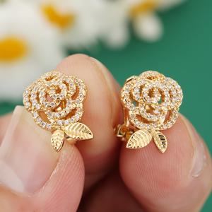 TEMU 여성을 위한 정교한 귀걸이 1쌍 - 우아한 인조 지르코니아 플로럴 이어 커프스, 섬세한 럭셔리 주얼리, 활용도 높은 데일리 착용 및 완벽한 선물|링귀걸이