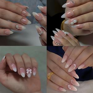 TEMU 여성에게 완벽한 96개 중간 크기의 아몬드 모양 프레스온 네일 세트. 꽃과 진주가 있는 그라데이션 팁 디자인. 여름 네일 아트, 데일리 외출, 오피스룩, 홈 파티에 이상적입니다.