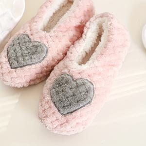 TEMU 여성용 겨울 방한 슬립온 슬리퍼, 격자무늬 & 하트 장식 - 아늑한 PVC 밑창, 실내/가정용 - 레트로 스타일 바닥 신발, 여성 신발
