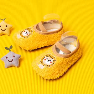 TEMU 베이비 퍼스트 워커 겨울용 따뜻한 미끄럼방지 실내/외부 신발 - 양말 부착 가능, 부드러운 두꺼운 미끄럼방지 밑창, 귀여운 무독성 소프트 신발 (0-4세, 손세탁 가능, 쉽게 신고 벗기) - 첫걸음 배우기에 이상적