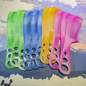 TEMU 12개 다색 헤어 마사지 빗 세트 - 중공 핸들 & 걸이 구멍 포함, 그라데이션 컬러 두피 마사지기 (3가지 색상 12개 빗) 가정/여행용, 둥근 이빨, 플라스틱 헤어 케어 선물, 일반 모발에 적합