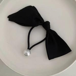 TEMU 1개 우아한 블랙 리본 헤어 밴드 - 뒤통수에 리본 장식이 있는 헤어 타이, 포니테일, 번, 일상 사용에 적합, 심플한 럭셔리 헤어 액세서리, 모든 헤어 타입에 다용도 헤어 타이 (부피 없음, 중립 스타일)
