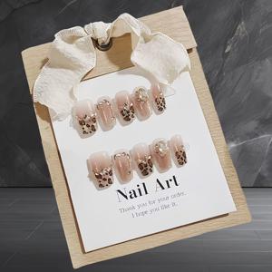 TEMU 스피시 인스 스타일 10개 순정 프린트 숏 레더 패션 성격 물방울 크러쉬 글리터 순정 핸드메이드 웨어러블 네일, 화이트, 고급스럽고 트렌디하며 다재다능한 인조 손톱, 스피시 스위트 필수 매니큐어