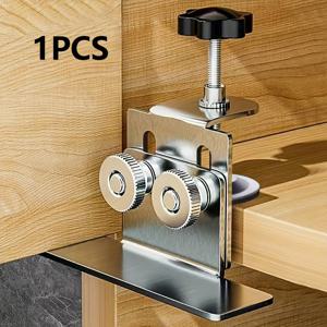 TEMU 캐비닛 도어 설치 클램프 - 높이 조절이 가능한 강력한 클램핑 기능의 도구로, 바닥/천장 캐비닛, 옷장 및 숨겨진 문을 정밀하고 안전하게 설치할 수 있습니다. 가볍고 휴대 가능합니다.