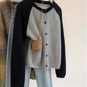 TEMU 여성용 패션 니트웨어: 가을/겨울, 할로윈, 크리스마스, 책의 주, 공휴일을 위한 그레이 강아지 프린트 컬러 블록 크루넥 풀오버 가디건. 캐주얼 루즈핏 긴팔 상의, 2025년 신상품. 편안한 단색 우아한 여성용 오픈워크 니트웨어, 봄/여름에 적합, 활용도 높고 우아함