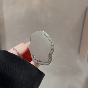 TEMU 고급 스마트폰 에어백 스탠드, 인스타 스타일의 불규칙한 메탈 폰 홀더, 최신 애플 폰 및 다양한 스마트 기기에게 적합한 폰 장식|그립톡