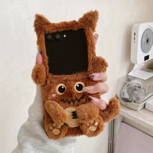 TEMU 휴대폰 케이스 - 브라운 앤 화이트 플러시 클로 몬스터 휴대폰 케이스, 삼성 Z Flip 3/4/5/6/7 폴더블 폰을 위한 풀 보호 디자인