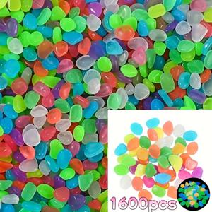 TEMU 정원 가꾸기, 결혼식, 파티, 축제 및 수족관과 같은 행사에 적합한 장식용 조약돌 1600개가 들어있는 가방입니다. 이 다채롭고 재사용 가능한 추가품은 야외 조경 및 도자기 제작에 완벽합니다.