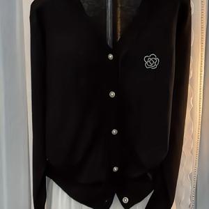 TEMU 2025년 신제품 - 우아한 블랙 카디건, 꽃 자수, 긴 소매, V넥, 세련된 여성용 캐주얼 아우터웨어, 모든 계절 착용, 캐주얼 아우터웨어 | 꽃 자수 상의 | 신축성 있는 원단, 플러스 사이즈|가디건|빅사이즈