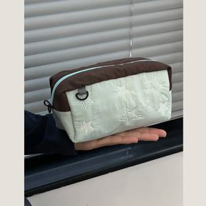 TEMU 귀여운 별 패턴 지퍼 화장품 파우치 | 블루 & 그린 원단, 자수 별 & 별 펜던트, 여행용 소프트 메이크업 정리함, 학용품, 작은 액세서리