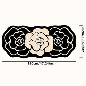 TEMU 1개 우아한 동백꽃 무리미끄럼 방수 매트 - 세탁기 사용 가능 소프트 플리스 폴리에스터, 블랙 & 크림 꽃무늬 디자인, 비정형 욕실/현관/샤워룸 장식용