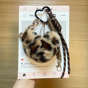 TEMU 1개 플러시 하트 키체인 여성용 - 플러시 볼 참, 데이 선물, 핸드백, 지갑, 백팩용 소프트 키링 액세서리 - 귀여운 로맨틱 가방 장식|키링|키링부자재