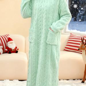 TEMU 코랄 플러시 롱 웜 홈 컴포트 드레스 | 크리스마스 분위기, 케이블 텍스처, 우아한 크루넥 스타일