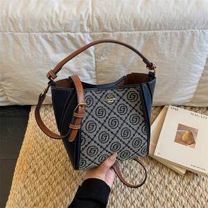 TEMU 2025년 신상 여성 버킷백 - 세련되고 고급스러운 변신 핸드백, 대용량, 통근에 적합, 블루 색상으로 제공