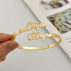 TEMU 커스텀 더블 네임 브레이슬릿, 스테인리스 스틸 커플/친구 네임 브레이슬릿, 스테인리스 스틸 패션 우아한 각인 오픈 뱅글, 우정 팔찌, 여성 트렌디 일상 주얼리