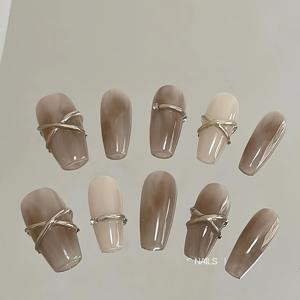 TEMU 초가을 아이스티 - 핸드메이드 프레스온 네일, 감성 가을/겨울 그레이-브라운 옴브레 3D 라인, 화이트스킨 강조 불규칙 매직 미러 글리터 네일팁|네일팁