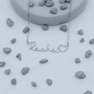 TEMU 스테인리스 스틸 소재의 맞춤 이름 펜던트 목걸이, 우아한 스타일 하트 태그가 특징이며 여성들을 위한 간편한 주얼리 선물입니다.