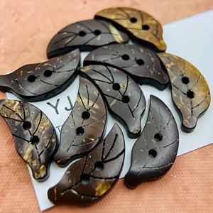 TEMU 코코넛 껍질 잎사귀형 단추 10개, 25mm, 2구멍 디자인, 잎사귀 조각 패턴, 귀여운 캐주얼 빈티지 스타일, 천연 코코넛 소재, 니트, 재킷, 셔츠, 정장, 코트 등 DIY 의류 제작에 적합