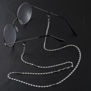 TEMU 미니멀한 스타일의 은백색 스테인리스 안경 사슬, 독특한 다마스쿠스 무늬의 트렌디한 안경 걸이 사슬, 가볍고 내구성이 강한 남성 선글라스 분실 방지 사슬, 남녀 공용 중성 여름 일상용 청결하기 쉬운 가늘고 긴 접합 디자인 미끄럼 방지 안경 장식 사슬