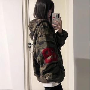 TEMU 미국식 카모 맨투맨 여 가을 겨울 루즈핏 트렌디 브랜드 후드 집업 점퍼 - 여성 맨투맨, 상의, 후드, 프린트, 레터링, 긴팔, 루즈핏, 패션