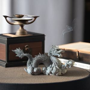 TEMU 풍수학 목적을 위해 설계된 cloud(우아스피셔스 ) 속 용 장식 조각상입니다. 이 행운의 동물 피규어는 번영을 끌어들이는 데 이상적이며 수족관, 자동차 대시보드 또는 데스크탑 정원 장식의 일부로 배치할 수 있습니다.