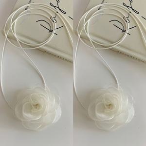 TEMU 섹시한 장미 칼라본 체인 2개 세트, 우아한 펜던트가 달린 조절 가능한 플로럴 목걸이. 헤어밴드로도 사용 가능합니다. 세련되고 미니멀한 디자인으로 일상복, 파티, 뮤직 페스티벌, 휴가, 결혼식에 적합합니다.