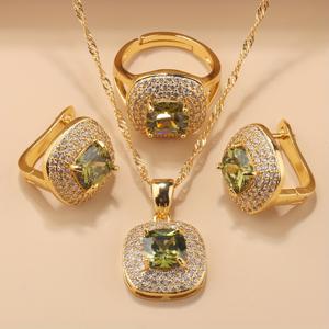 TEMU 여성을 위한 고급스러운 18K 금도금 주얼리 세트. 지르코니아 스톤이 특징이며, 사각 목걸이, 귀걸이, 조절 가능한 반지 포함. 크리스마스, 할로윈, 추수감사절과 같은 다양한 행사에 적합합니다.|링귀걸이