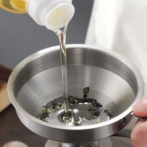TEMU 스테인리스 스틸 주방 깔때기 내장형 스트레이너 - 쉬운 붓기와 세척, 필수 요리 액세서리