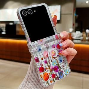 TEMU 삼성 갤럭시 Z 플립 시리즈 (Z 플립 7, Z 플립 6, Z 플립 5, 플립 4 포함)용 고급스러운 로맨틱 플로럴 디자인 투명 폰 케이스, 클리어 힌지 및 하드 커버 특징.