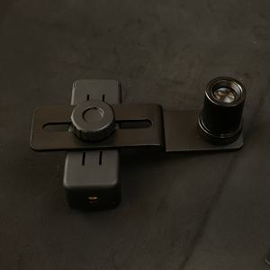 TEMU 미크로스코프 확장용 메탈 휴대폰 클램프 스탠드. 12.5X 관경 및 23.2mm 인터페이스로 관찰, 사진 촬영 및 비디오 녹화를 가능하게 합니다.