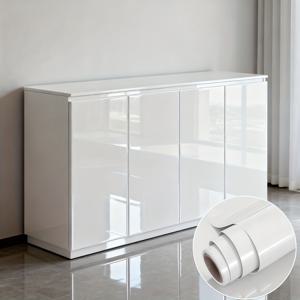 TEMU 가구 리모델링을 위해 특별히 디자인된 유광 화이트 캐비닛 스티커 롤입니다. 방수, 방유, 내열 기능이 있으며, 자가 접착식 벽지로, 욕실, 화장실의 벽을 업그레이드하고 개선하는 데 적합합니다.