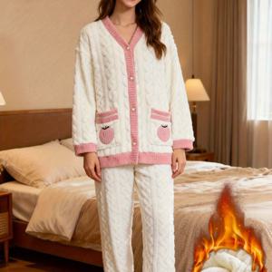 TEMU 여성을 위한 가을/겨울 홈 트렌드: 자수 복숭아 양면 산호 양털 잠옷 세트, 두꺼운 따뜻한 야외용 투피스 라운지웨어