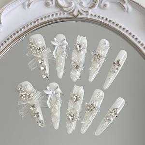 TEMU 우아한 수제 순백색 고급 웨딩 드레스, 눈꽃의 매력적인 분위기, 가을, 겨울에 완벽, 아름다운 네일 아트와 함께|네일아트