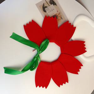 TEMU 디자인의 매력적인 헤어밴드. 파티룩에 웃긴 터치를 더하고 헤어 액세서리로 완벽합니다.